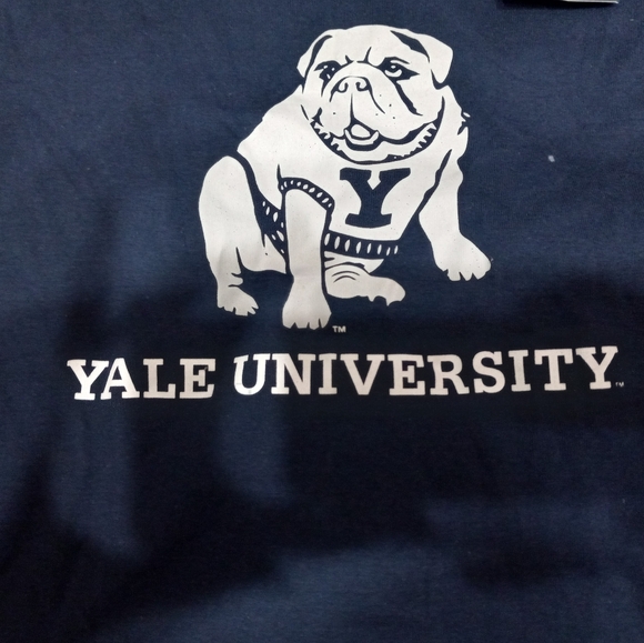 Yale University Navy Blue Crop Top - Picture 6 of 6